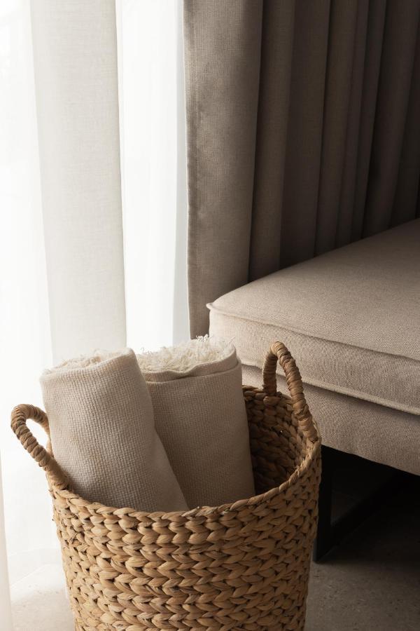 Eladia Suites Neos Marmaras Exteriör bild