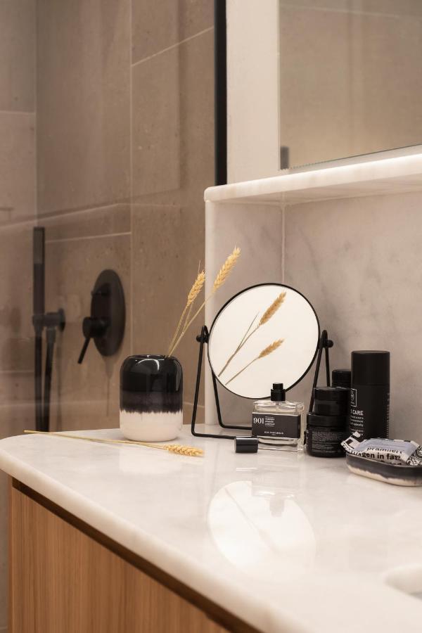 Eladia Suites Neos Marmaras Exteriör bild