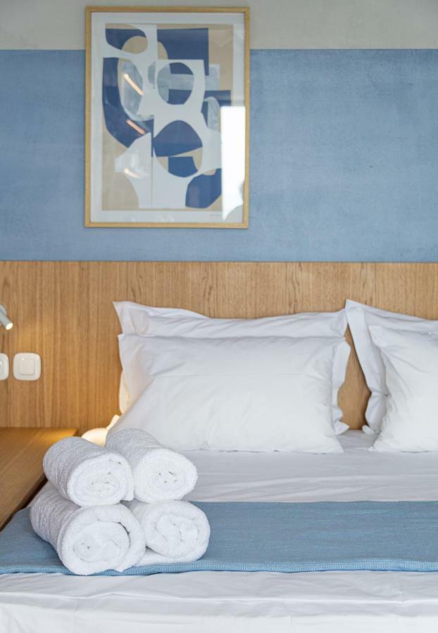 Eladia Suites Neos Marmaras Exteriör bild
